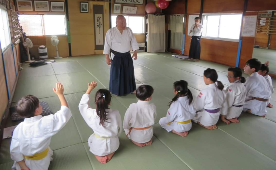 花見川道場 少年部 合気道稽古風景